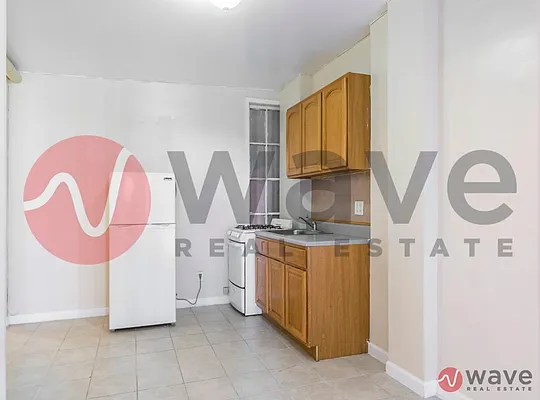 Rented by Wave Real Estate Group | media 21