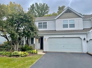 146 Spring Ct N, Carpentersville, IL 60110