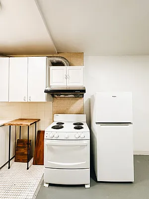 Rented by Jeanne Jackson, LREB | media 7