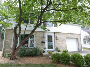 2327 Swansea Rd, Columbus, OH 43221