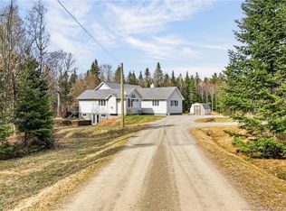 25 Bungay Rd, Moncton, NB E1G 4W5
