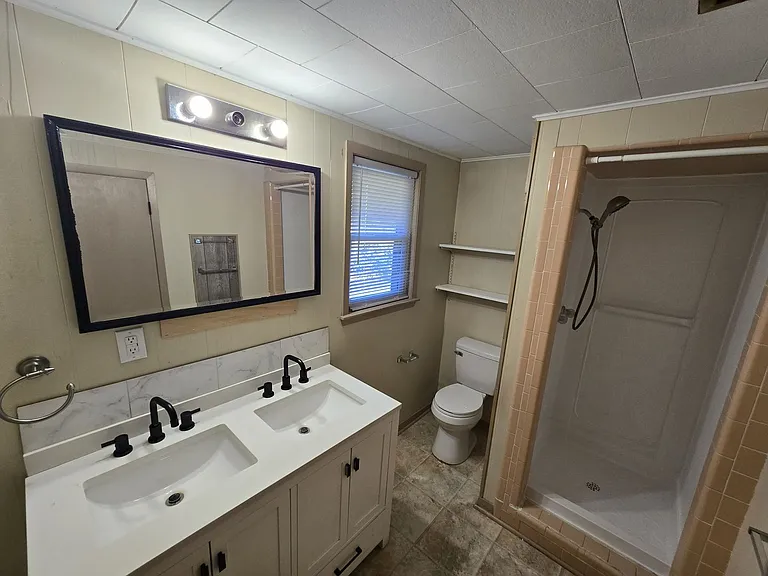 5195 Seale Rd — Photo 20
