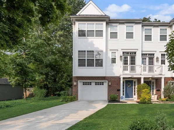 325 N Washington Ave, Moorestown, NJ 08057