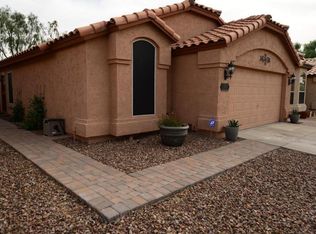 2211 E Crest Ln, Phoenix, AZ 85024