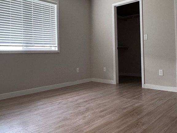 4th image of 13280 W Pinyon St