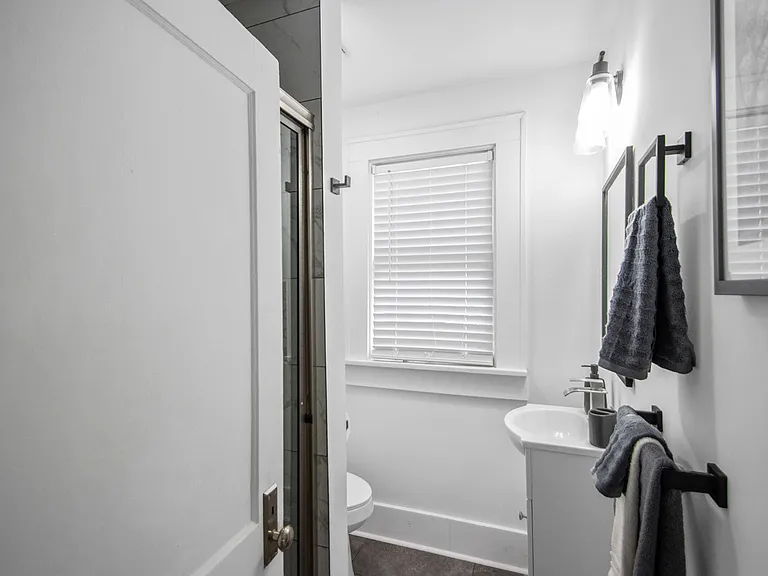 101 Skyline Dr #101 — Photo 6