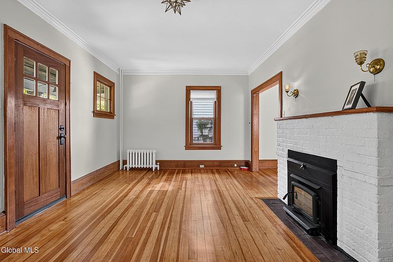 5th image of 111 S Allen Street