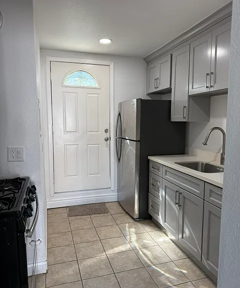 1316 Ashby Ave #B — Photo 12