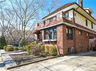 8703 Union Tpke, Glendale, NY 11385