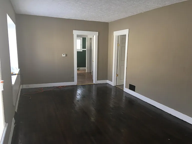 407 Shepard St — Photo 3