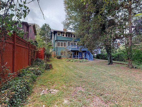 4th image of 17 Pearson Dr