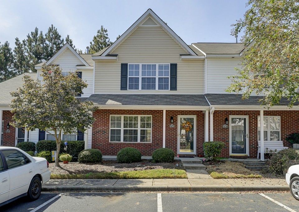 1st image of 1745 Hidden Creek Dr