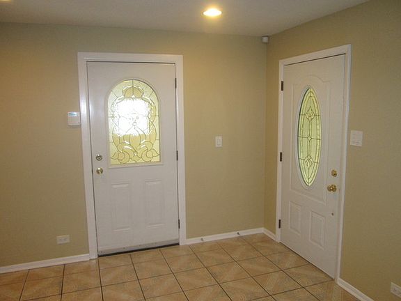 5th image of 15813 Dante Dr