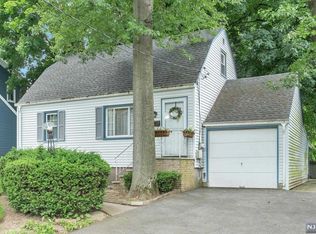 96 Romano Dr, Dumont, NJ 07628