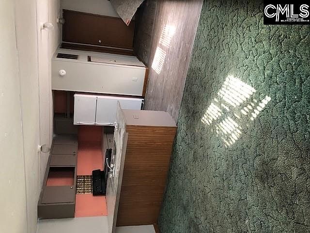 2nd image of 1213 Walcott St