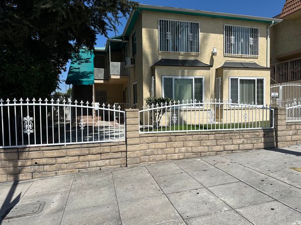 223 E Burbank Blvd APT 101