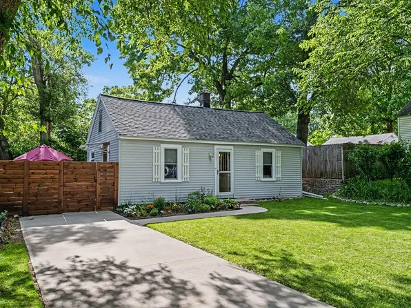 2628 Longstreet Ave SW, Wyoming, MI 49509