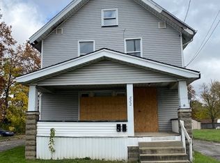 822 Parkman Rd NW, Warren, OH 44485