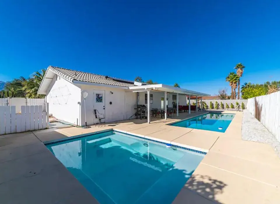 2056 Zachary Ct