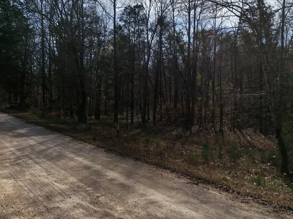 14172 Crooked Creek Rd, Lobelville, TN 37097