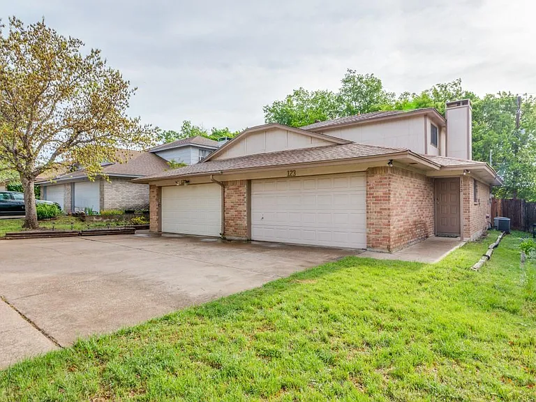 123 Allencrest Dr #123 — Photo 3