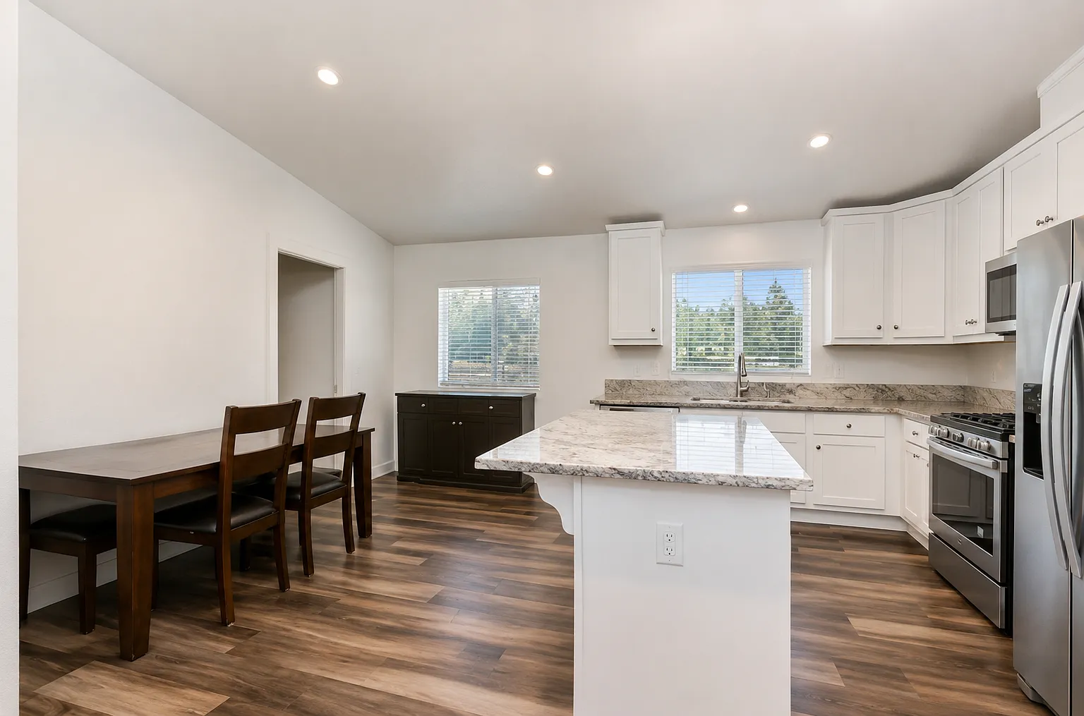 1/2 Kauana Loa Dr, Escondido — Photo 2