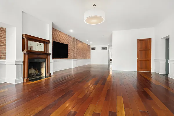 Rented by Coleman Real Estate Group | media 4