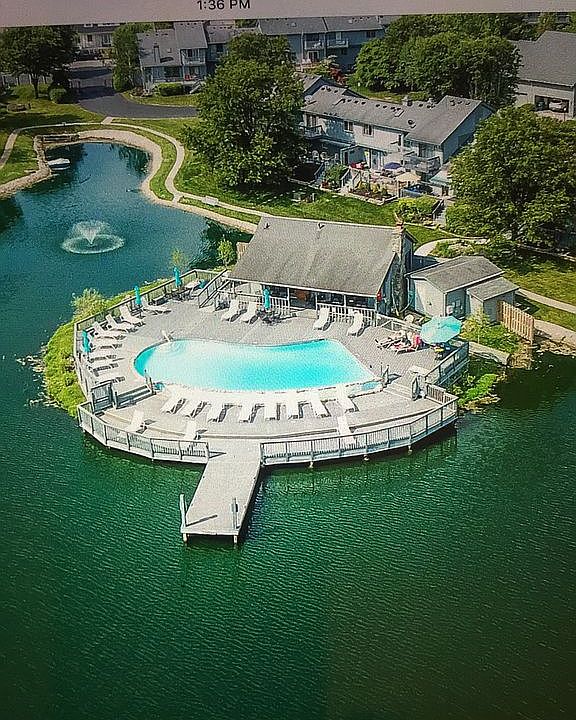 Clubhouse & pool