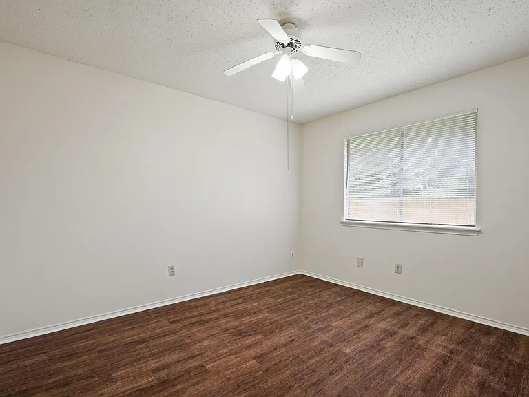 11331 Two Wells Dr — Photo 13