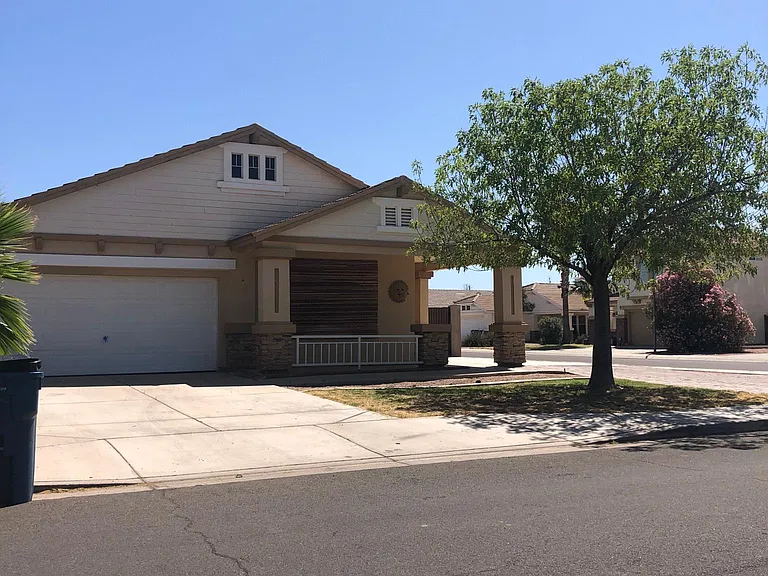 S Warner Dr — Photo 1