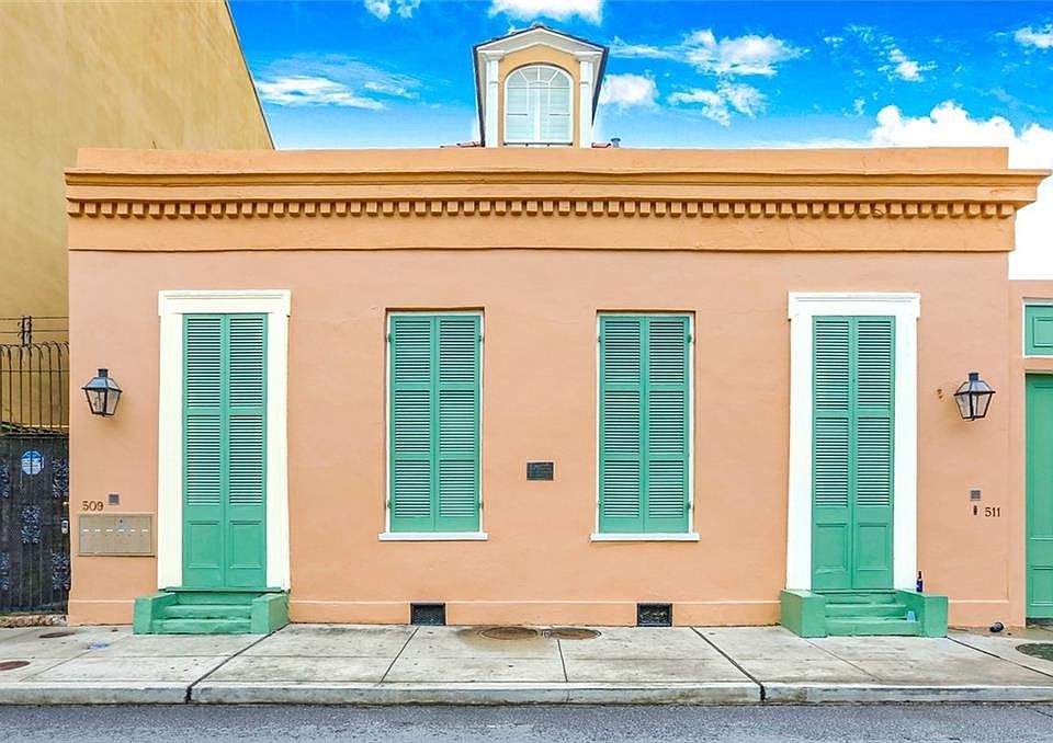 1st image of 509 Burgundy St APT 2