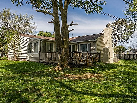 5th image of 16 Culverton Dr