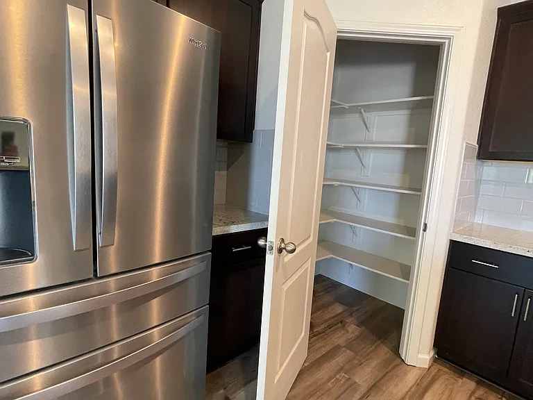 5032 Grasscreek Dr — Photo 13