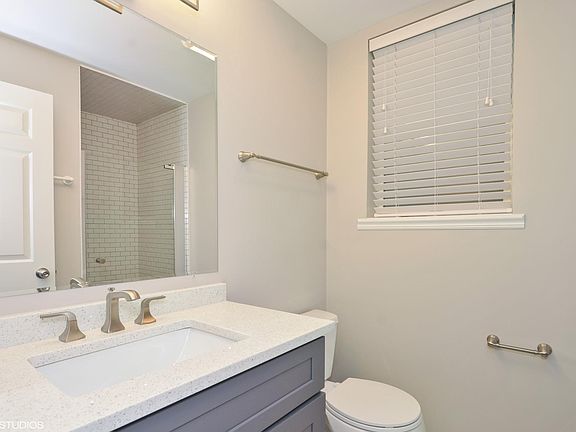 3rd image of 2027 W Superior St APT 1
