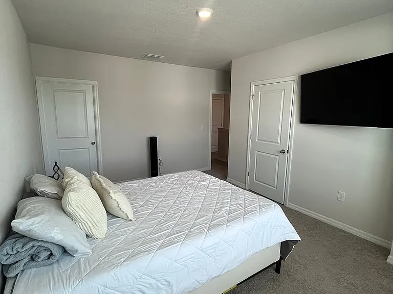 17777 Crescent Moon Loop — Photo 12