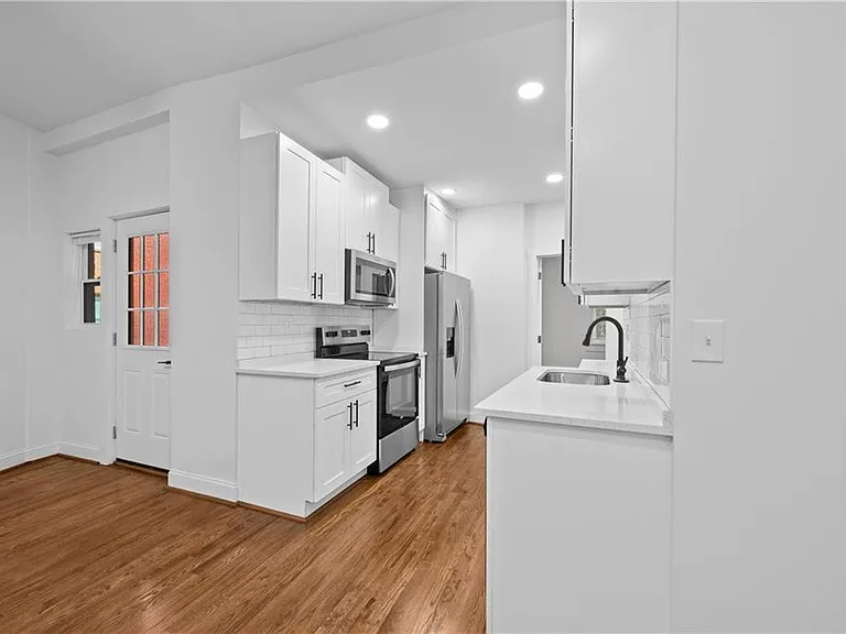 360 Ponce De Leon Ave NE #4 — Photo 5