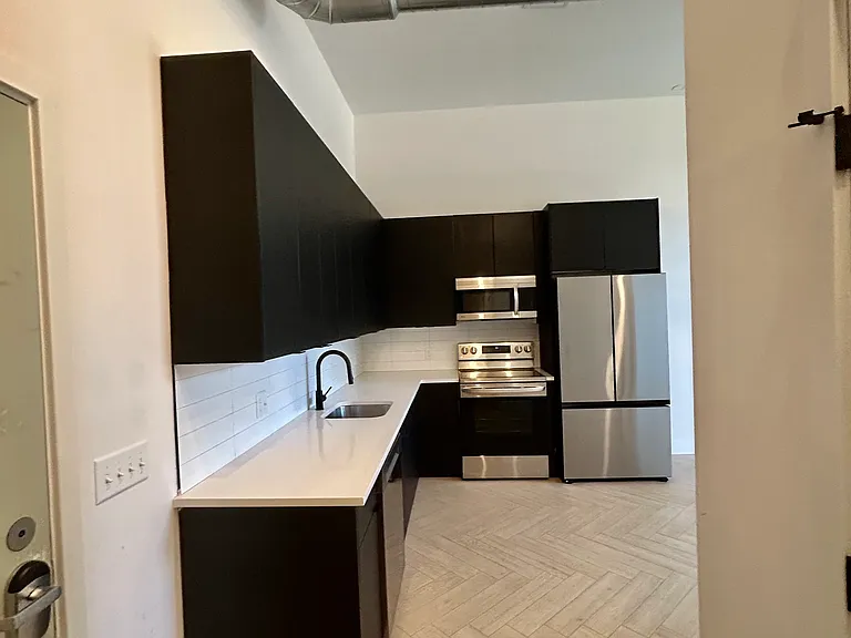 1705 N 7th St #6 — Photo 3