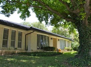 3716 Hidalgo St, Irving, TX 75062