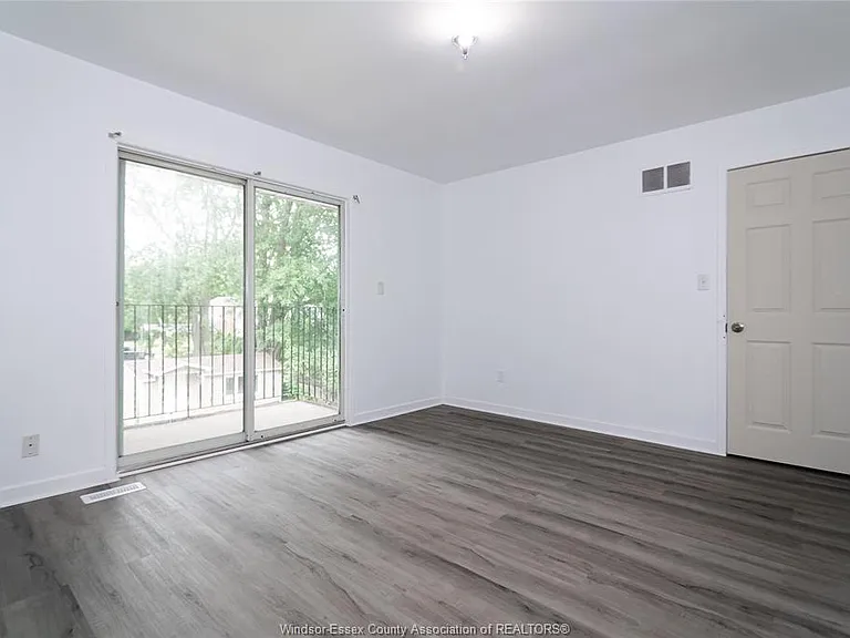 16 Eugenie St #UPPER — Photo 29