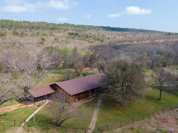 414001 E 1855th Rd, Moyers, OK 74557