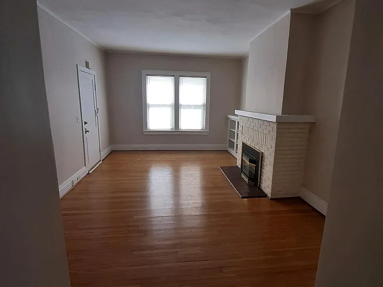 Living room3