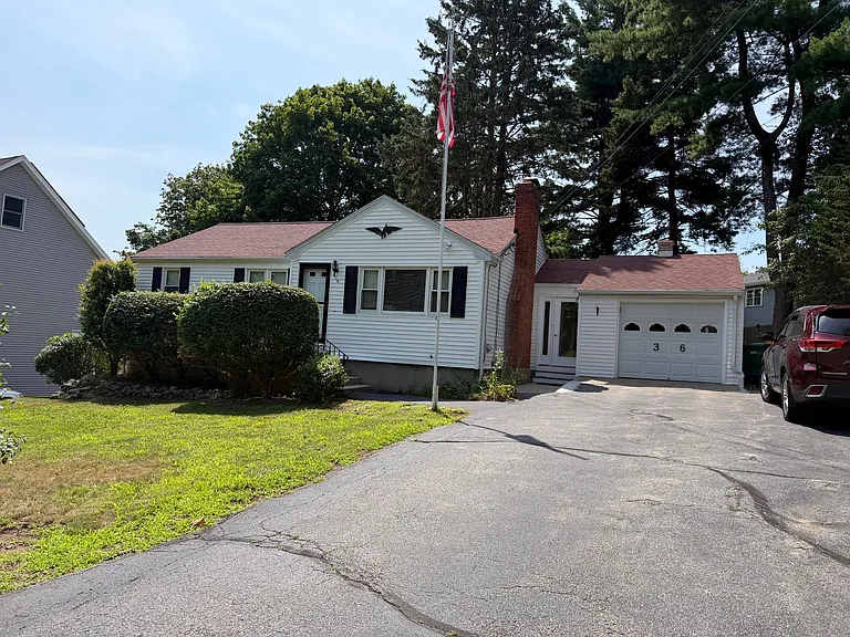 36 Carroll Rd — Photo 1