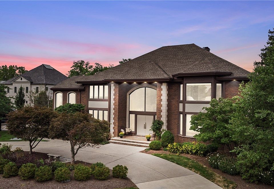 1st image of 2510 Blossom Ln