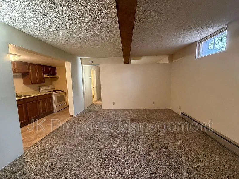 205 11th St S — Photo 3
