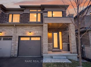 31 Daffodil Rd, Springwater, ON L9X2E3