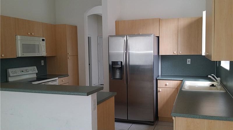 2nd image of 13164 SW 23rd St