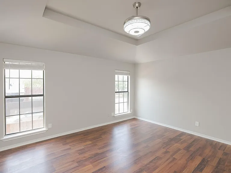 532 Lake Forest Dr — Photo 27