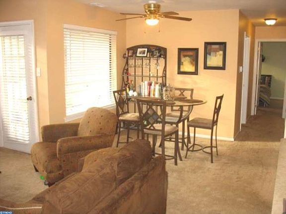 4th image of 602 Diamond Dr