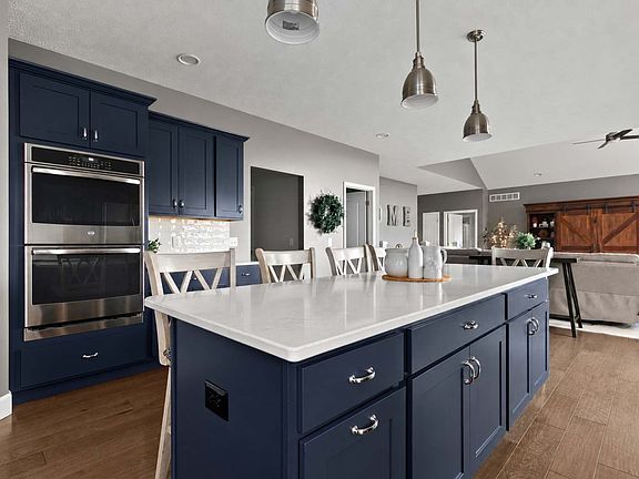 2nd image of 52039 Kern Dr