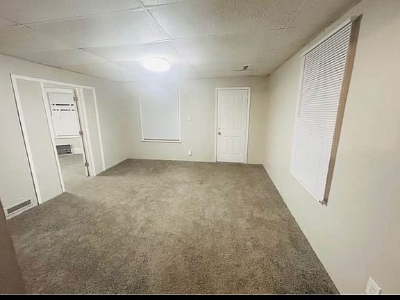 4th image of 6824 Kazimier Ave #2